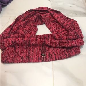 *free with purchase* Victoria’s Secret PINK Infinity Scarf
